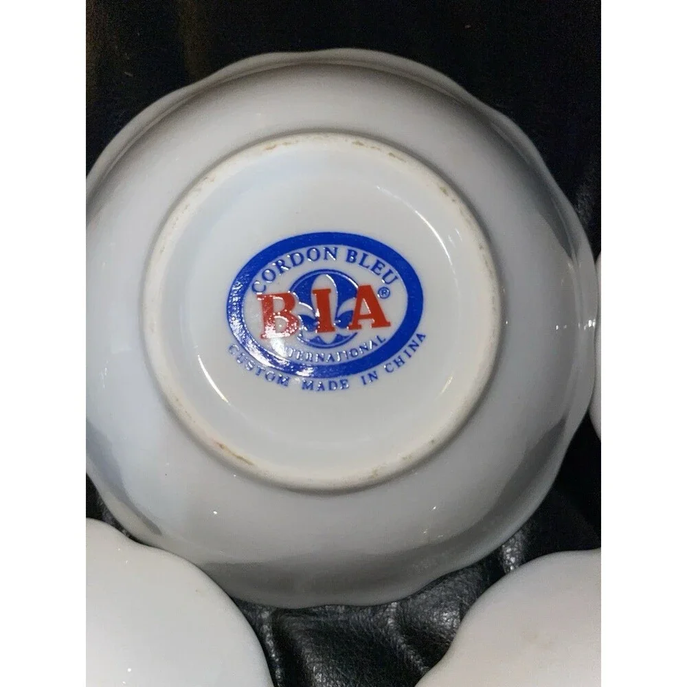 BIA Cordon Bleu White Scalloped Fruit Bowls Set of 5 Porcelain Made in China